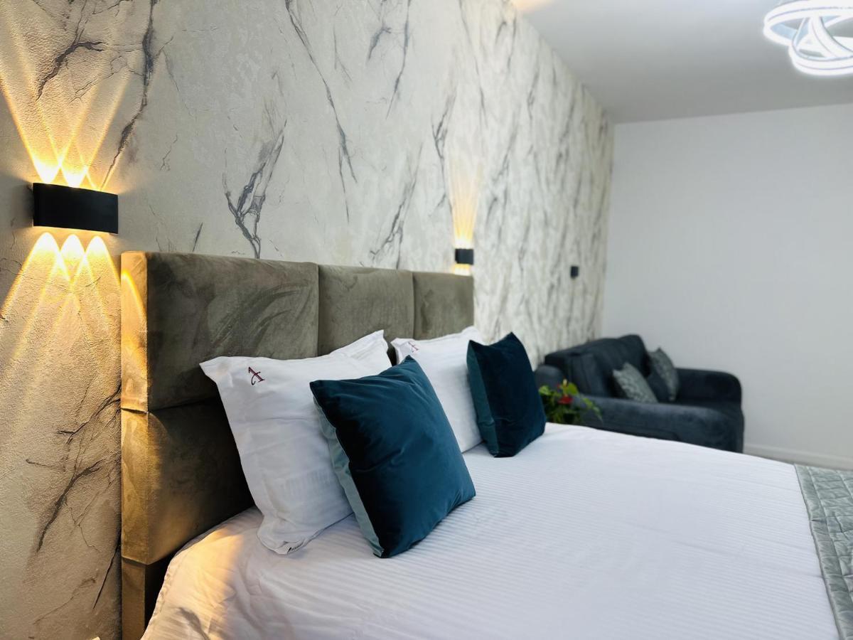 Rentforcomfort Sky Garden Studio Apartman Bukarest Kültér fotó