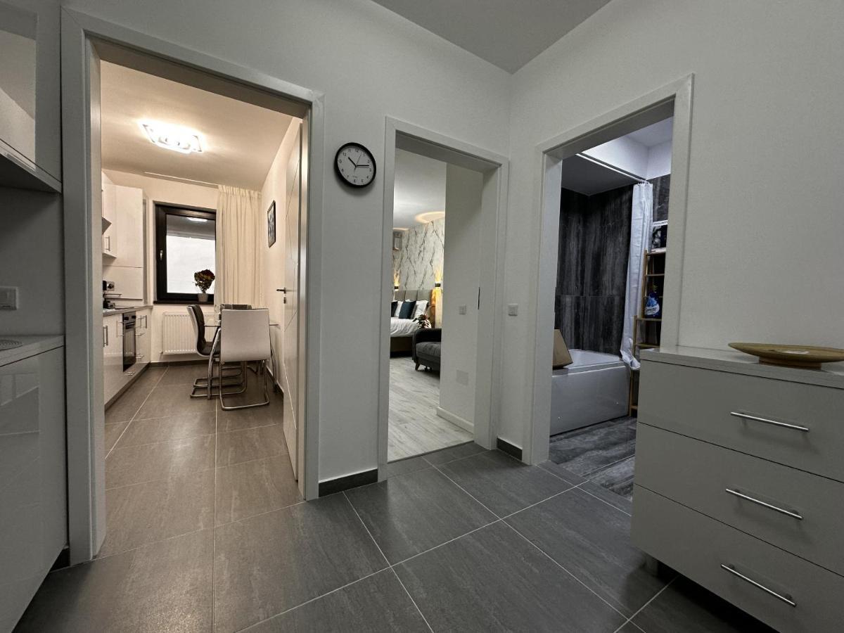 Rentforcomfort Sky Garden Studio Apartman Bukarest Kültér fotó
